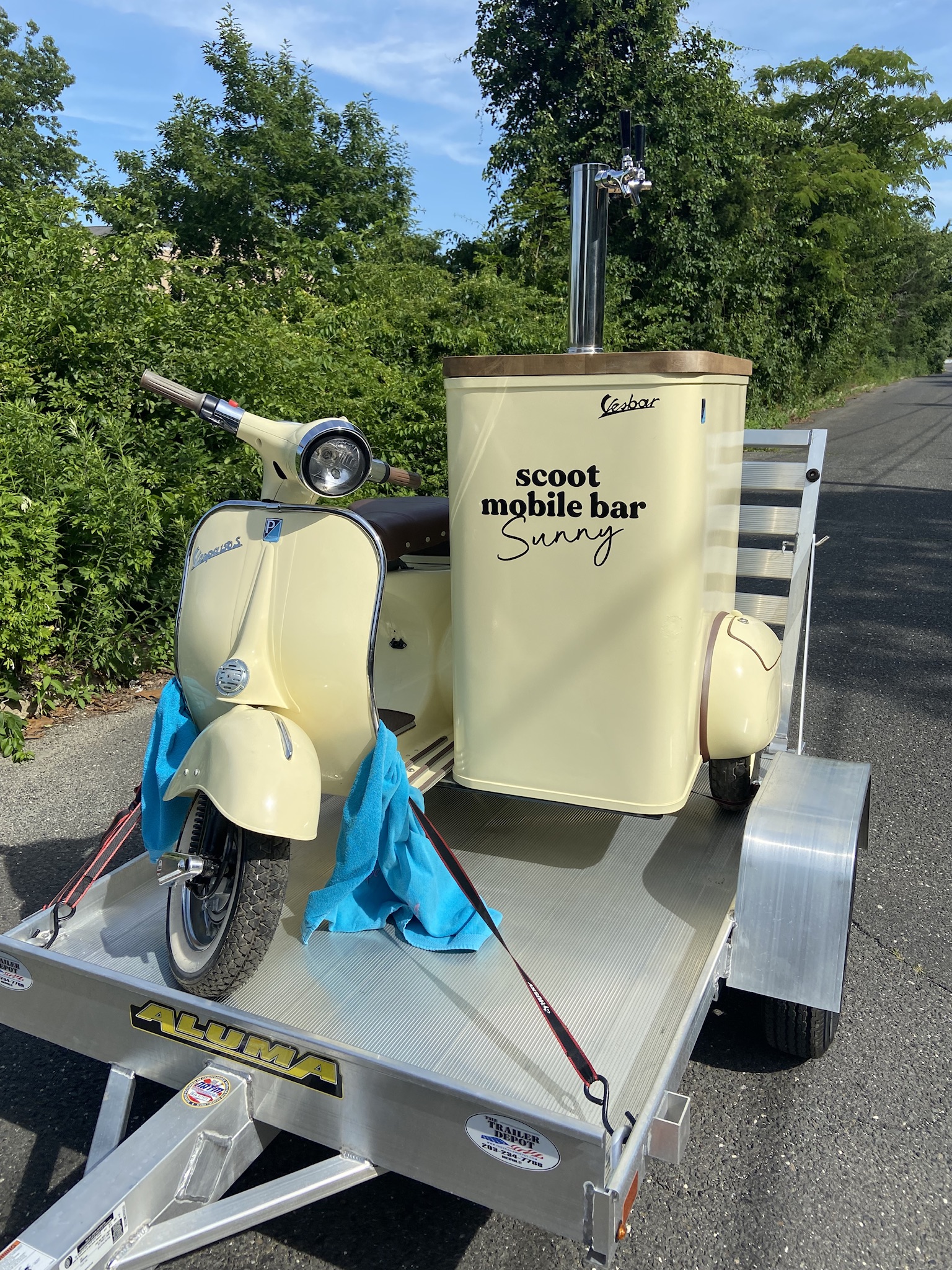CustomMade Vespa Scooter Mobile Bar For Sale! 🛵 A Mobile Bar Blog